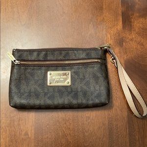 Michael Michael Kors Leather Wristlet